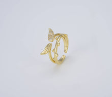 Load image into Gallery viewer, Adjustable Angel  Angel Wing Ring
